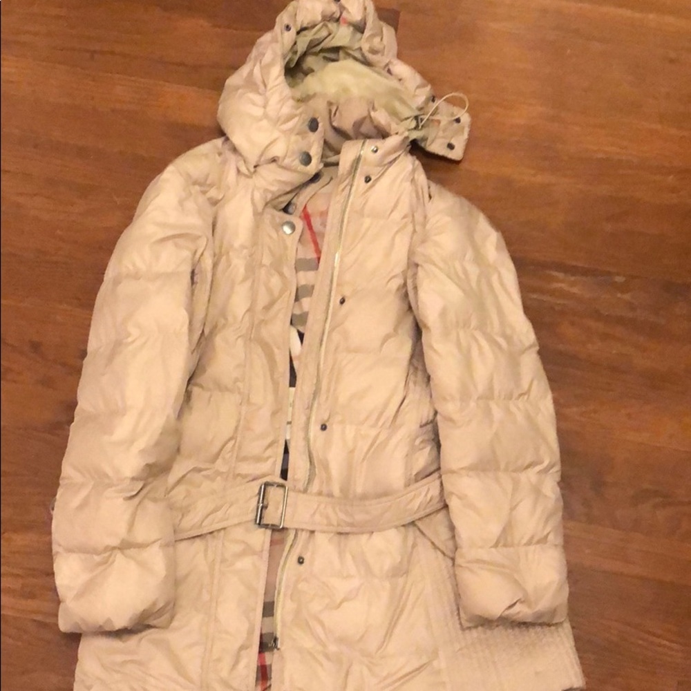 Burberry puffer coat